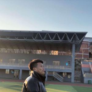 吃女王主人拉的大便
